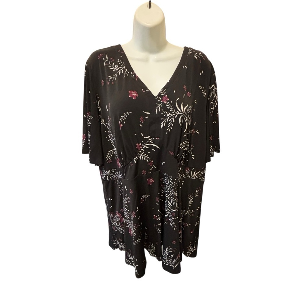 Torrid Black Floral Print Flutter Short Sleeve Tunic Top Blouse 3X Witchy Goth